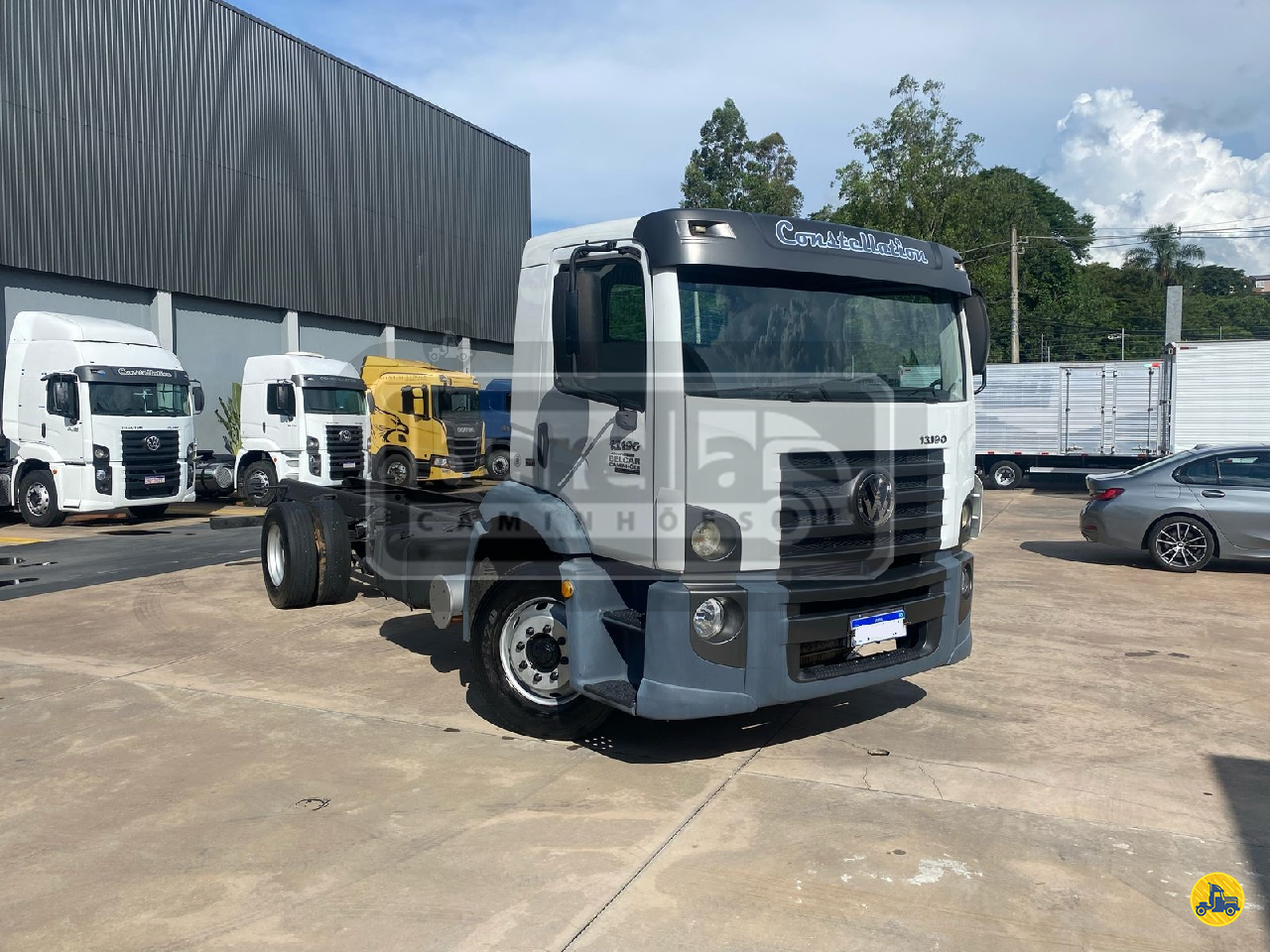 CAMINHAO VOLKSWAGEN VW 13190 Chassis Toco 4x2 Barella Caminhões OSASCO SÃO PAULO SP